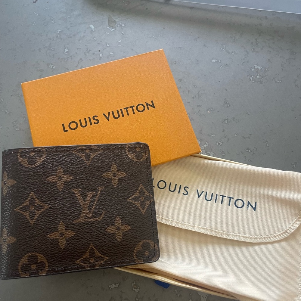 Men’s Tan Wallet